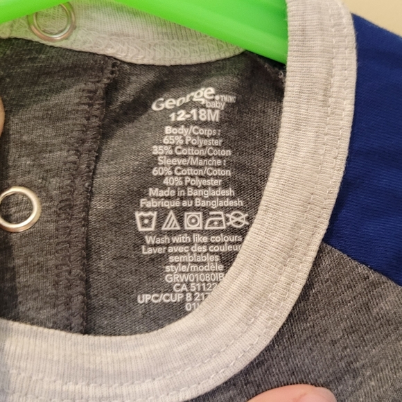 Raglan sleeve t-shirt - Picture 2 of 2